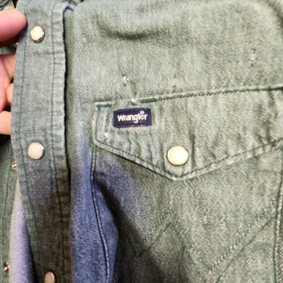 Wrangler Denim Button Down - Picture 4 of 5
